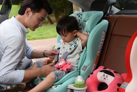 两只老虎：妈妈们都会犯的安全座椅使用错误