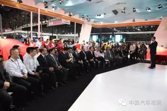 汽车观察杂志为什么要把年度车大奖颁给他们？