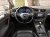 Volkswagen-e-Golf-2017-800-08