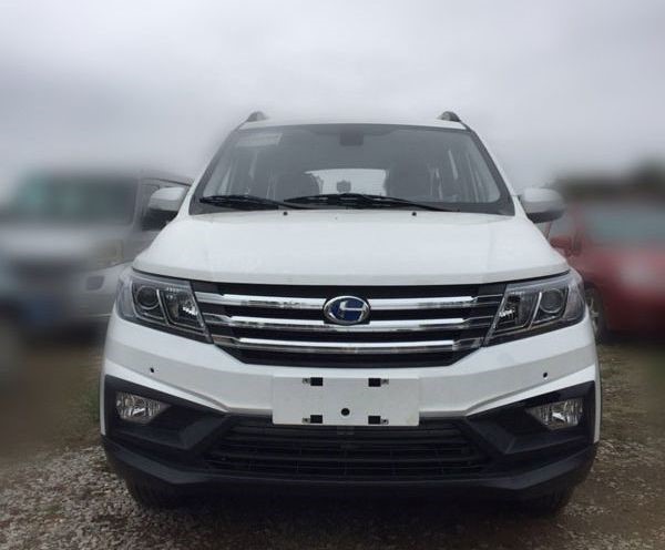 昌河家用MPV-M70长沙车展发布 预售6-8万元