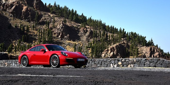 破百不到4秒！测试保时捷911 Carrera 4