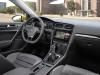Volkswagen-Golf-2017-800-34