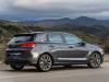 Hyundai-Elantra_GT-2018-800-08