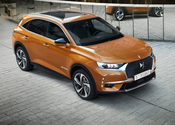 颜值高配置足 DS7 CROSSBACK亮相日内瓦