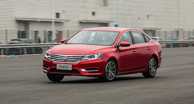 试驾荣威i6 百公里加速7.88秒的家用车