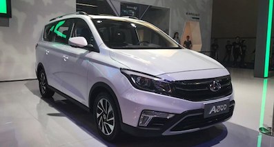 2017重庆车展：欧尚A800预售6.99万起