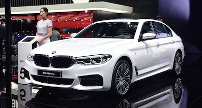 50万的长轴距商务车，买奔驰E级还是宝马5系Li？