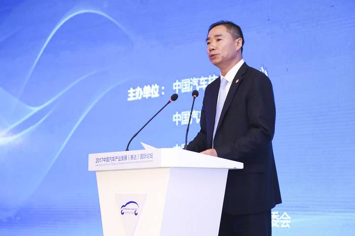 工信部辛国斌：研究燃油车退市 双积分将出台