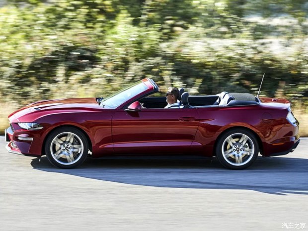 福特(进口) Mustang 2017款 2.3T Convertible
