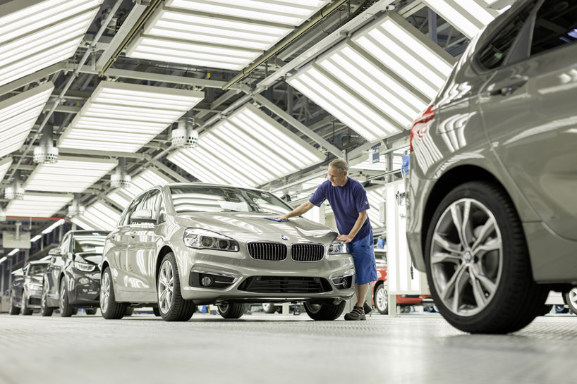 bmw-production-facilites-designboom02.jpg