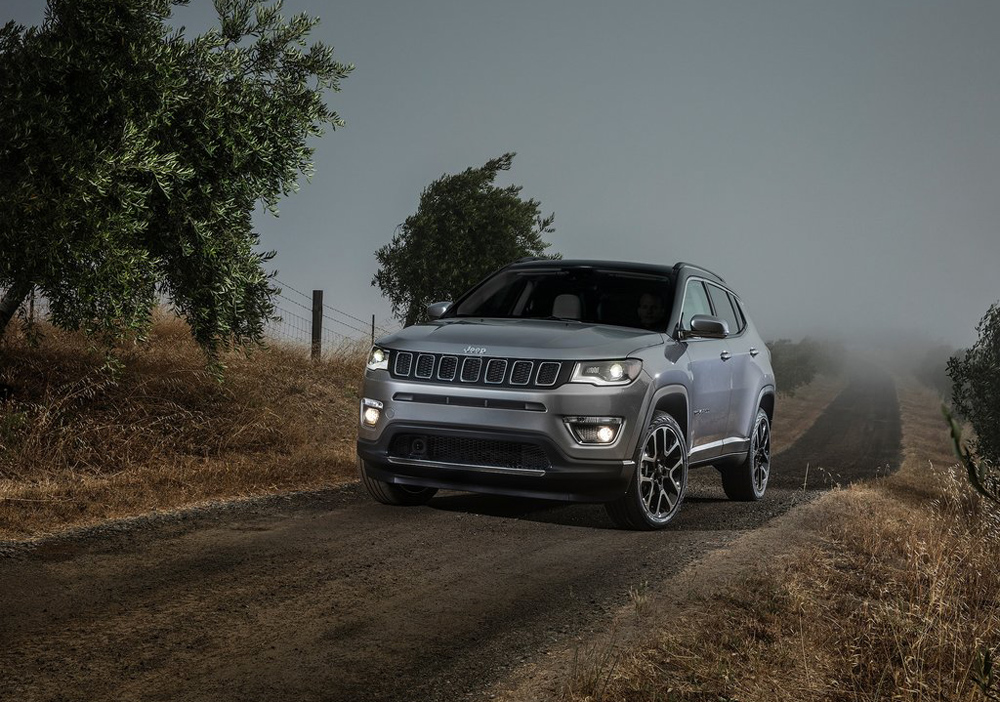 Jeep-Compass-2017-1024-05.jpg
