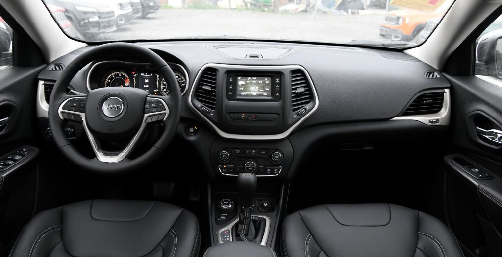 1024x0_1_q87_autohomecar__wKgHzVnmCQeAVUX1AAV114TjKkA197.jpg