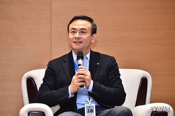 北汽新能源总经理郑刚否认被调回北汽集团