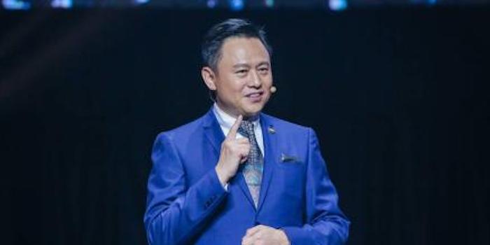 徐留平：打破固化模式 用前沿科技-造高尚红旗