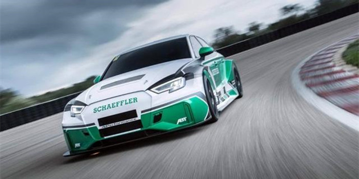 方程式动力系统电动RS 3 7秒加速至200km/h
