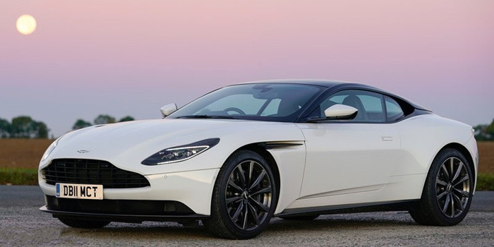 Aston Martin DB11 V8 (2018)