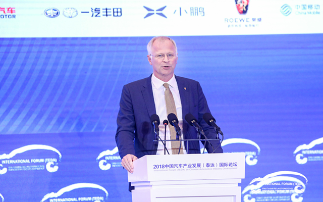 保时捷严博禹：2020年向中国市场推电动车Taycan