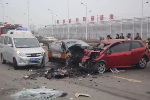 车上最重要的灯 一旦亮起 立马停车