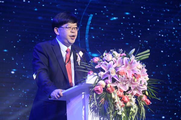 上汽红岩2019年营销商务年会在博鳌隆重举行