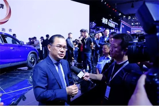 长安汽车，两会汽车,朱华荣两会