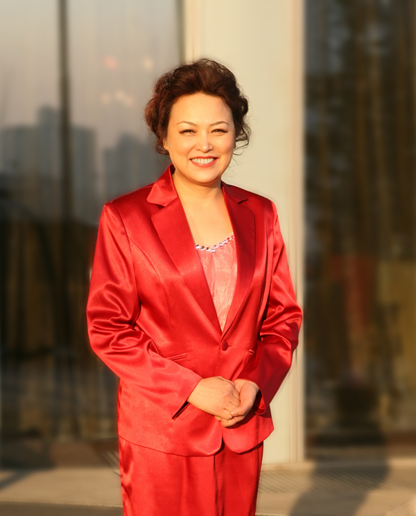 连线两会王凤英