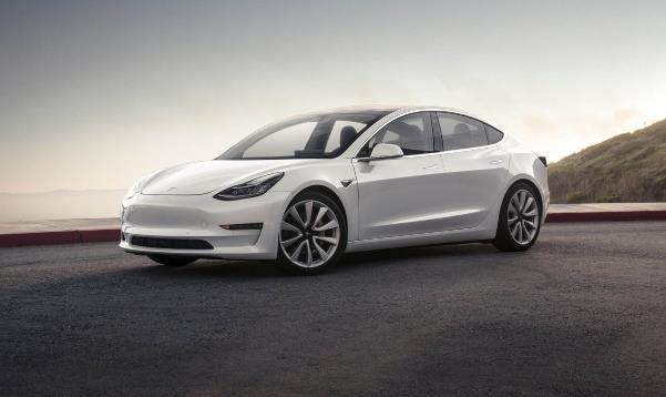 平价版特斯拉Model 3交付时间推迟4周