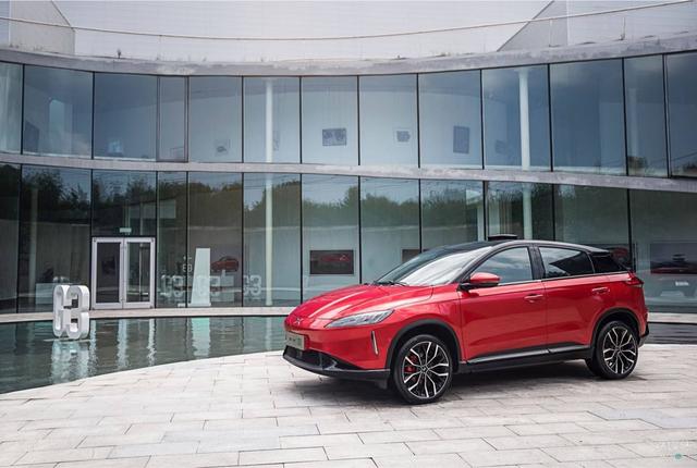 特斯拉起诉一前员工窃Autopilot源代码加入小鹏汽车