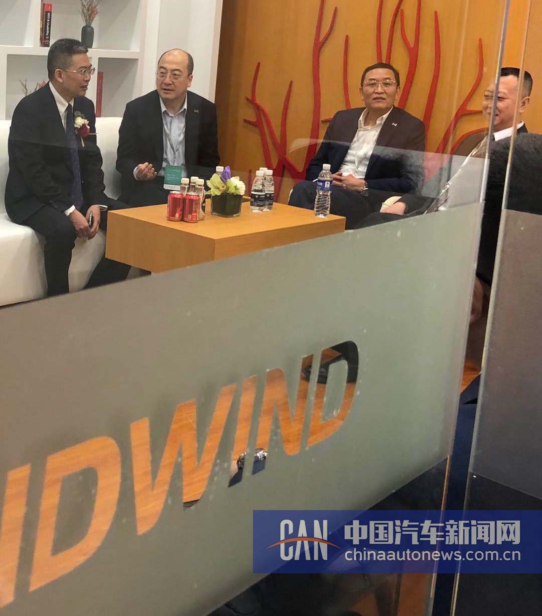独家！爱驰江铃高层车展现场密聊 收购达成将近？