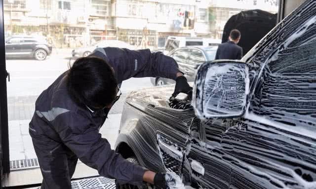 这5个驾驶习惯最伤车，半年车子就离报废不远了，后悔没早知道