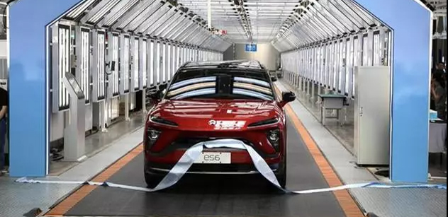 财报亏损的蔚来 ES6下线和100亿续命钱的背后