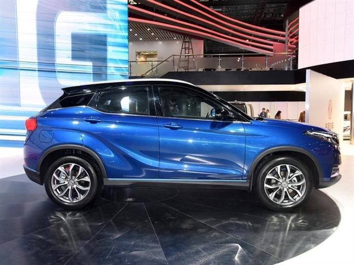 新车，东风风光E3,东风风光小型纯电动SUV