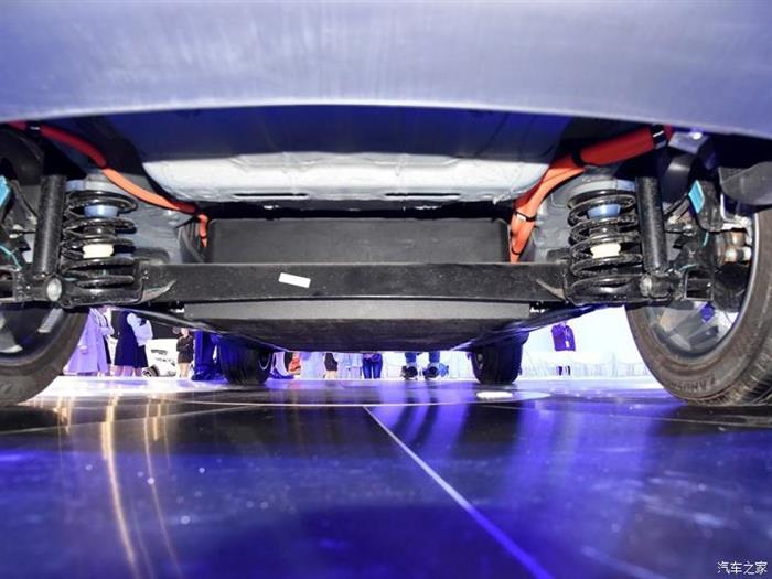 新车，东风风光E3,东风风光小型纯电动SUV