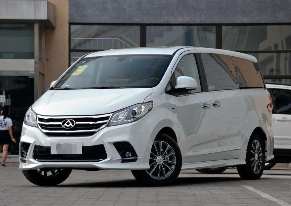 上汽大通G10 PLUS上市 售价13.98万起
