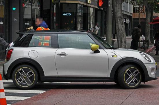 MINI COOPER S纯电版将于7月9日亮相