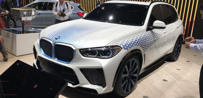 宝马i Hydrogen NEXT车型亮相法兰克福车展