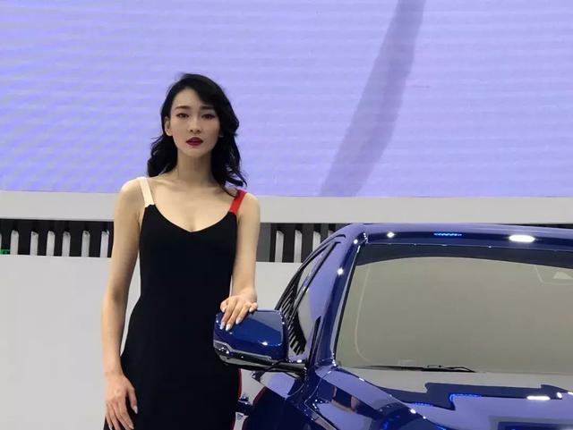 搭载2.0T+10AT动力 凯迪拉克CT5初体验
