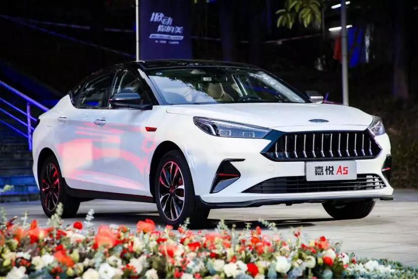 10万内大掀背轿车 买名爵6前先看看这台嘉悦A5