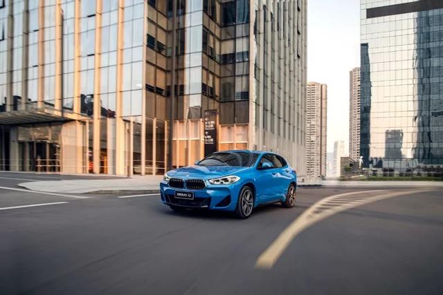 BMW的双面人生 一家人的幸福和一个人的畅快