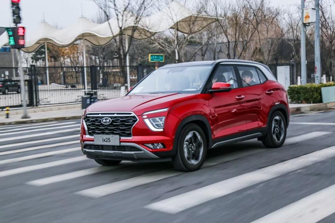 最低油耗5.3L/100km 试驾新一代ix25
