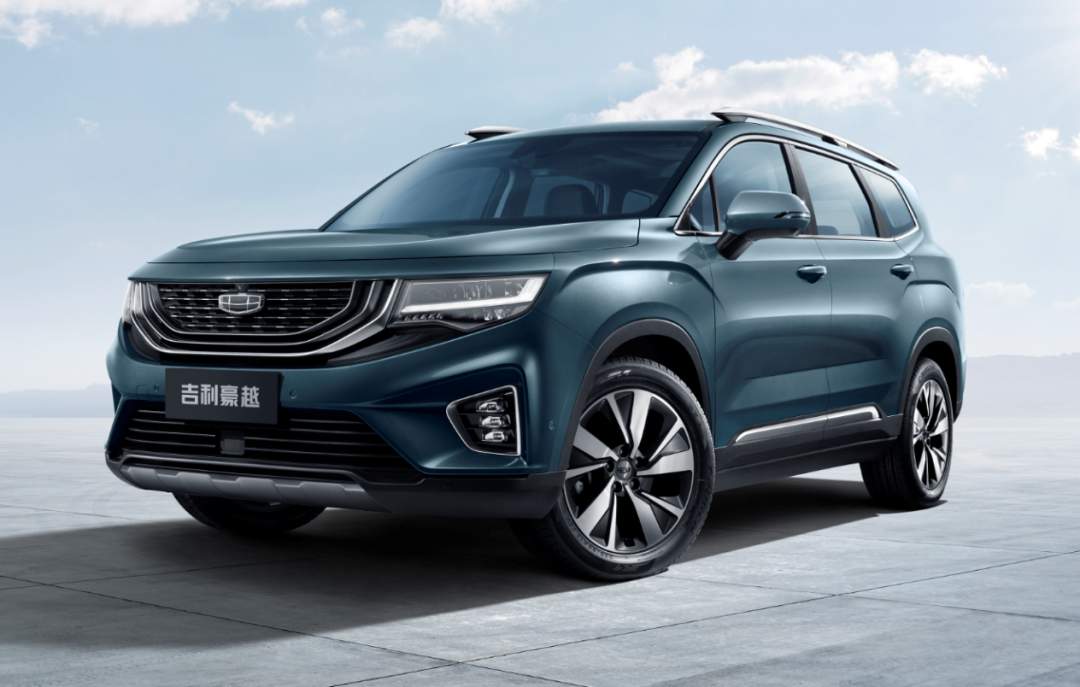 后排秒变2.2米大床 这台中型SUV“躺赢”