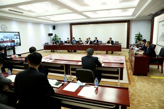 政策，疫情，汽车供应链