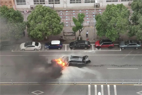 理想ONE,汽车销量