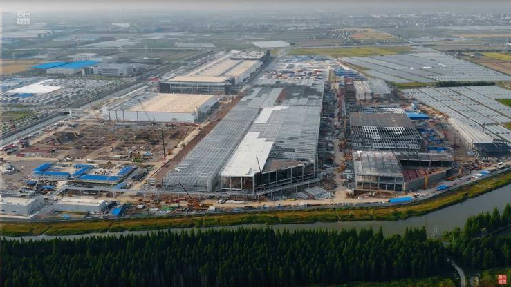 Model Y或年底量产 上海工厂二期封顶