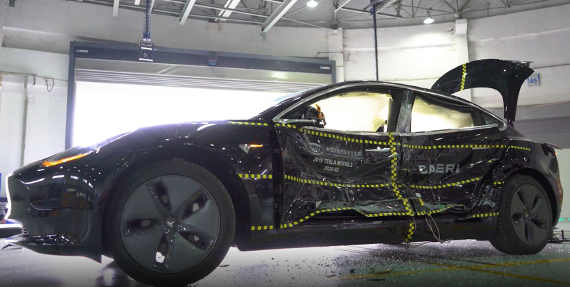 特斯拉，model 3碰撞测试,中保研model 3