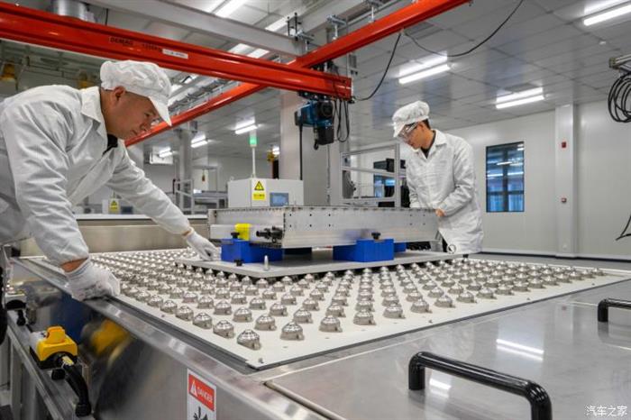 电池，伟巴斯特，伟巴斯特动力电池