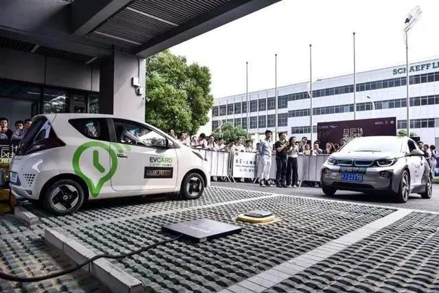 电动汽车，电动汽车