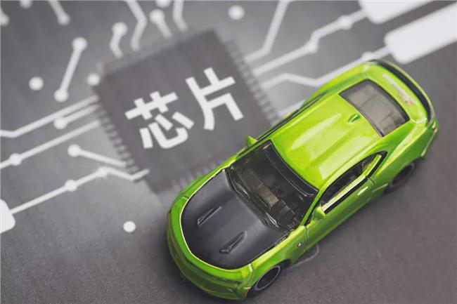 芯片断供影响不断扩大 自研自产会成为车企选择吗？