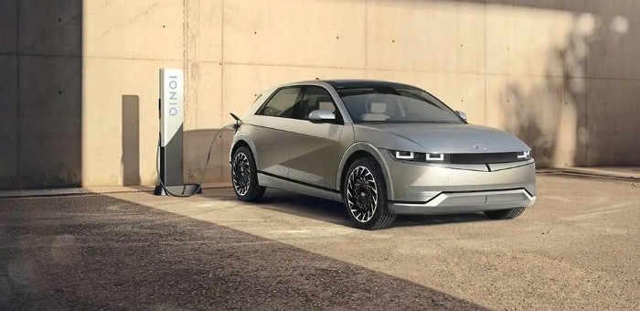 赛博朋克的IONIQ 5 让我们看到了一个“真”现代
