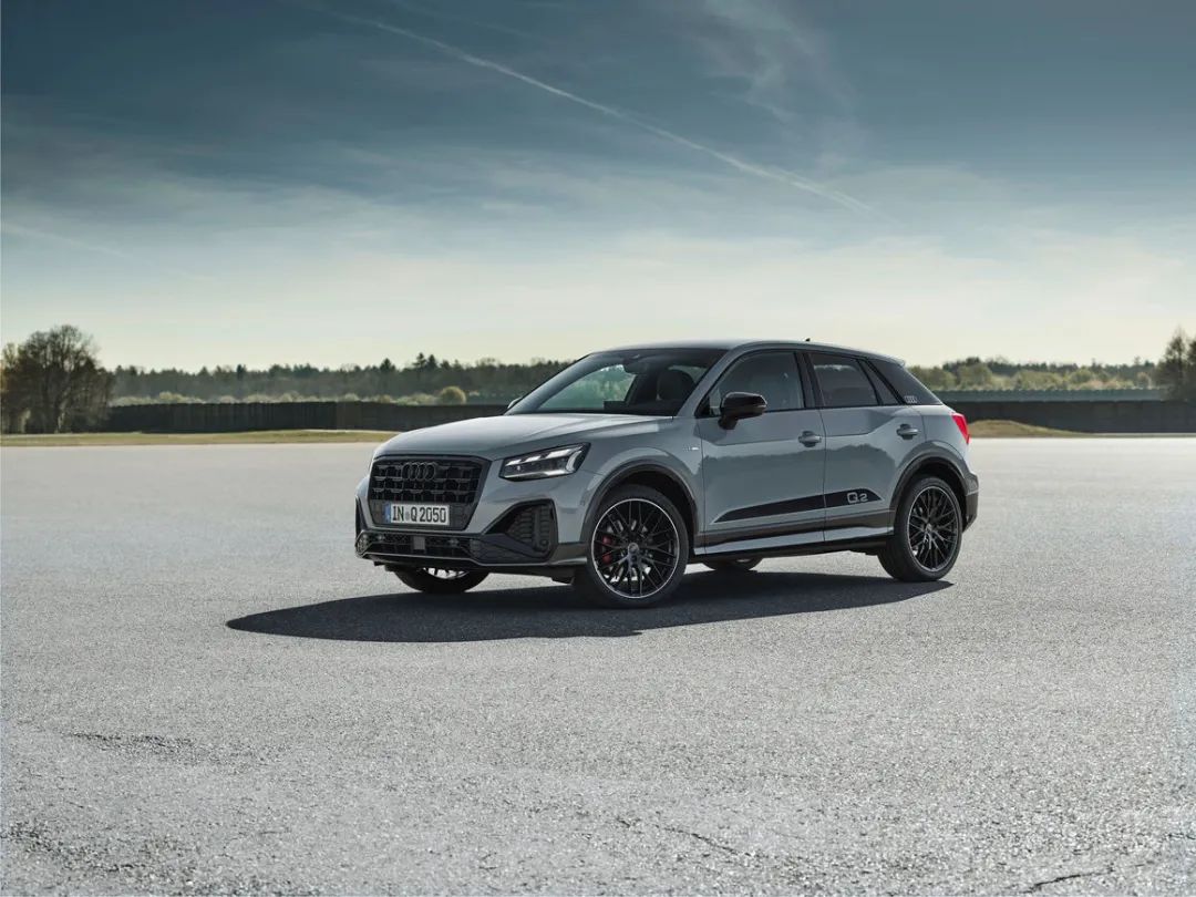 沃尔沃XC40纯电版P6车型售25.7万起