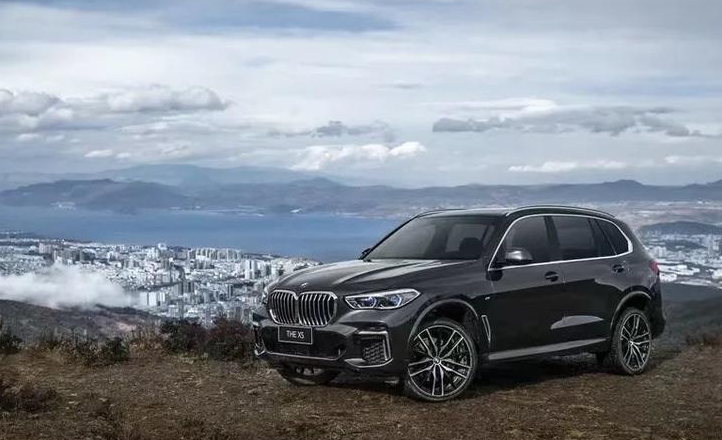 全新宝马X5全系加价提车，3.0T车型加四万